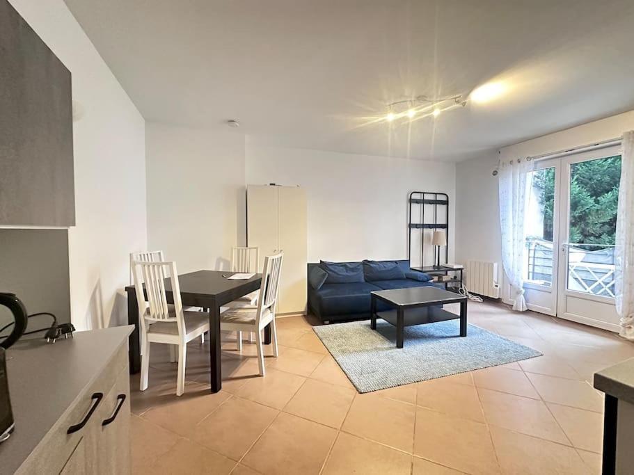 איברי-סור-סיין Appartement F3, 2 Chambres מראה חיצוני תמונה